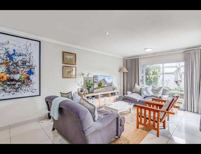 3 BEDROOM CLUSTER FOR SALE IN BRYANSTON WEST